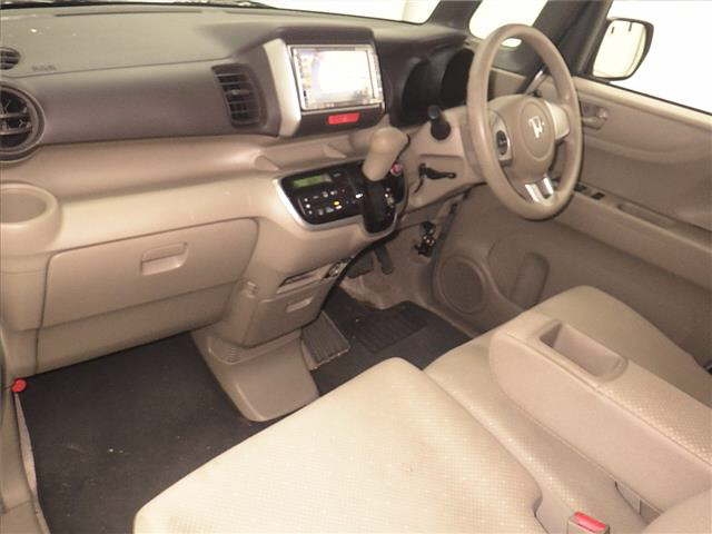 HONDA N-BOX+