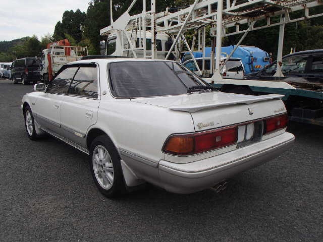 TOYOTA MARK II