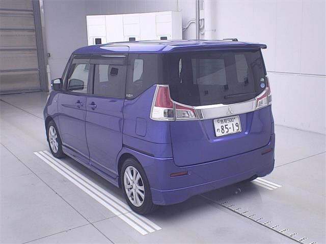 MITSUBISHI DELICA D:2