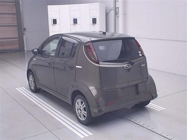 SUBARU R2