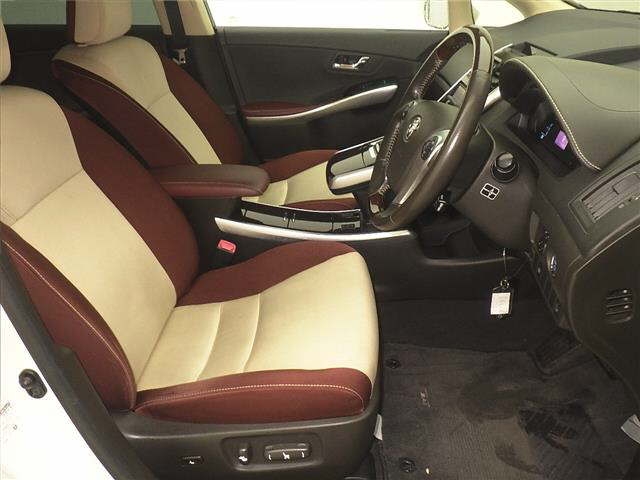 TOYOTA SAI