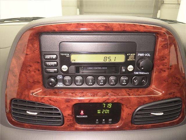 TOYOTA TOWN ACE NOAH