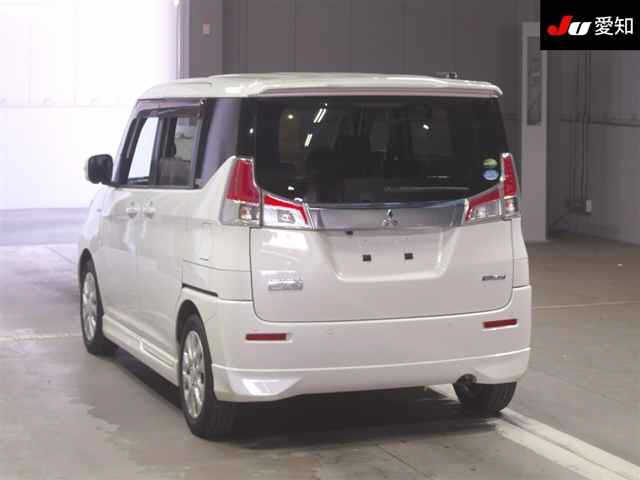MITSUBISHI DELICA D:2