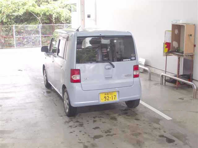 DAIHATSU MOVE CONTE
