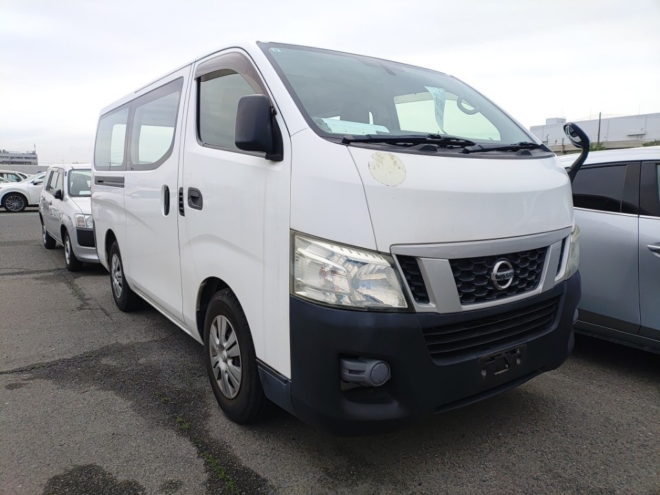 NISSAN NV350 CARAVAN