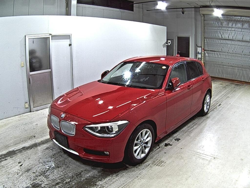 BMW 1-SERIES