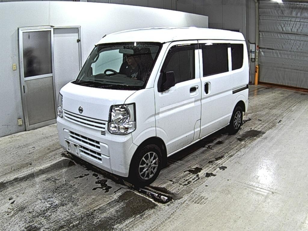 NISSAN NV100 CLIPPER