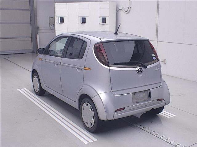 SUBARU R2