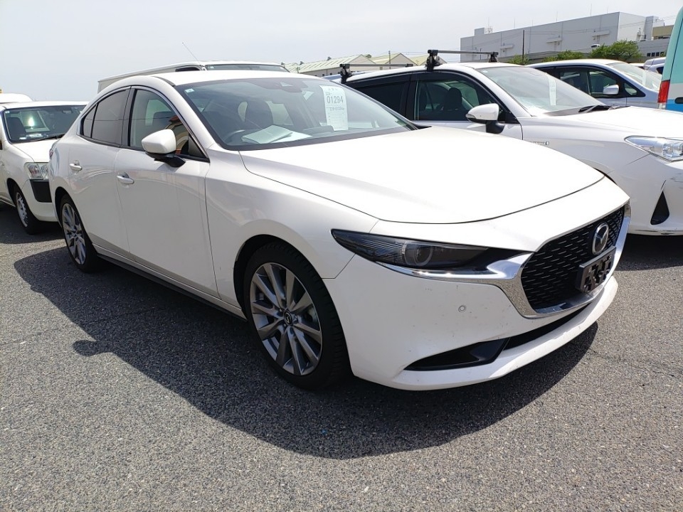 MAZDA MAZDA3