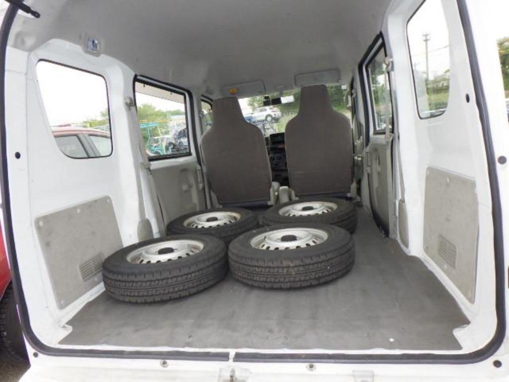 NISSAN NV100 CLIPPER