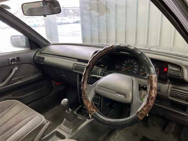 TOYOTA VISTA