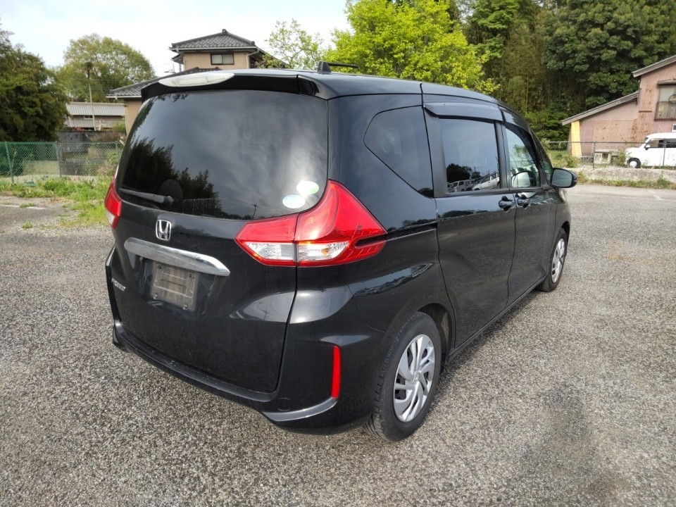 HONDA FREED