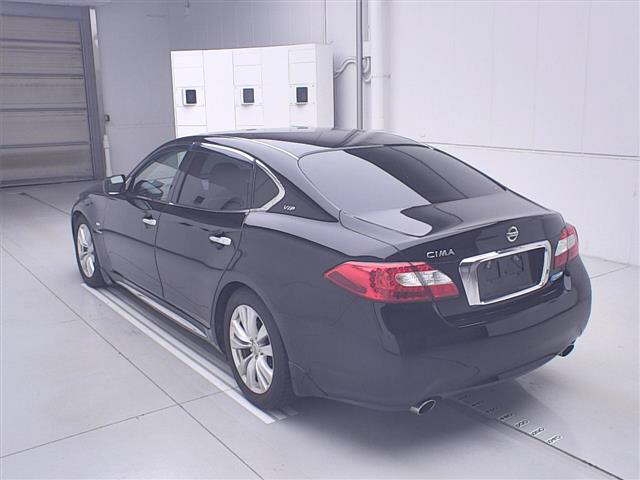 NISSAN CIMA