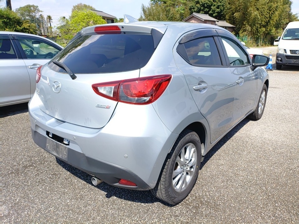 MAZDA MAZDA2