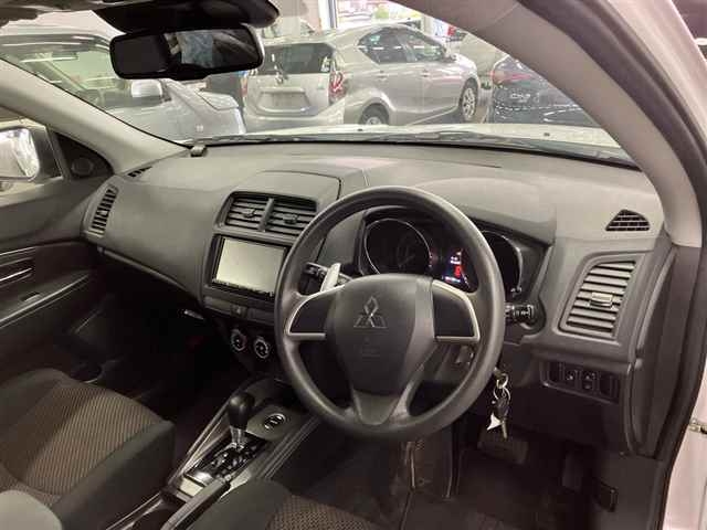 MITSUBISHI RVR