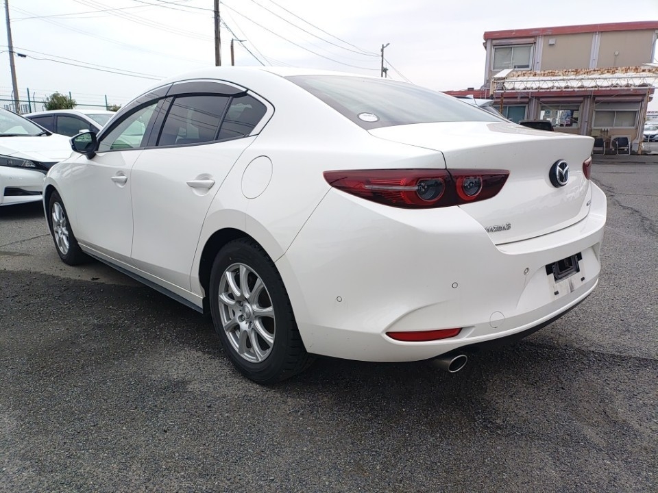 MAZDA MAZDA3