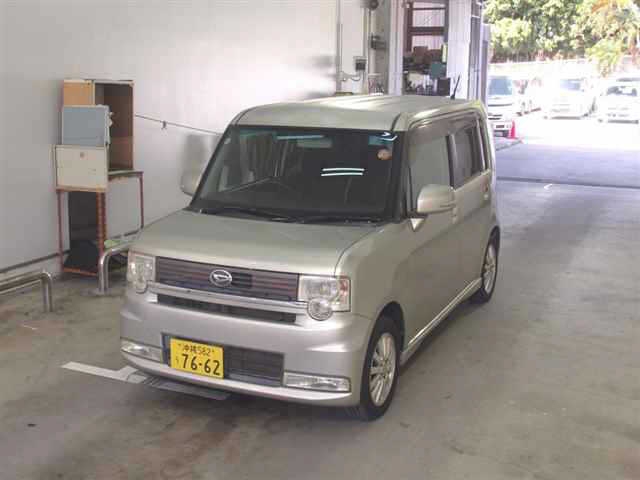DAIHATSU MOVE CONTE