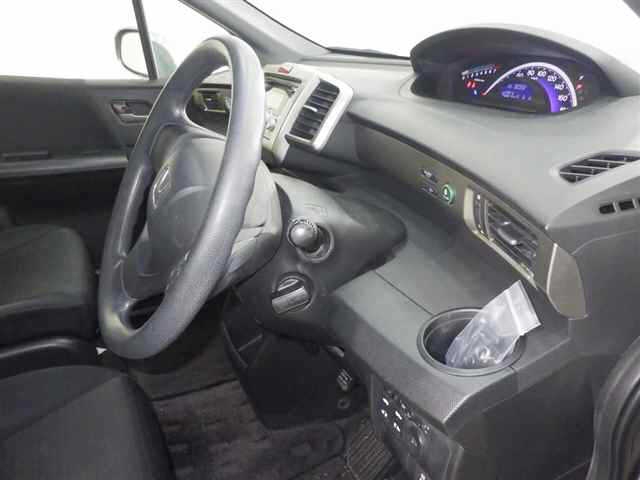 HONDA FREED SPIKE
