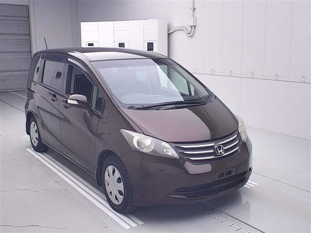 HONDA FREED