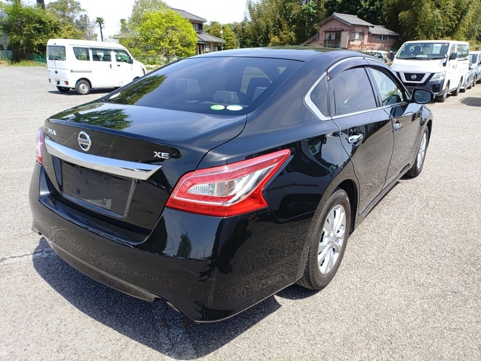 NISSAN TEANA