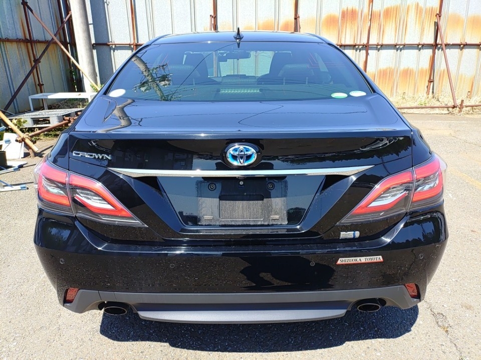 TOYOTA CROWN