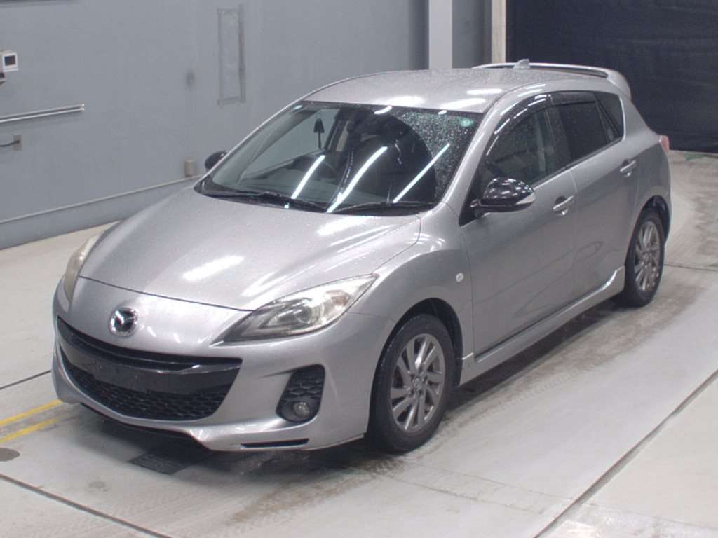 MAZDA AXELA