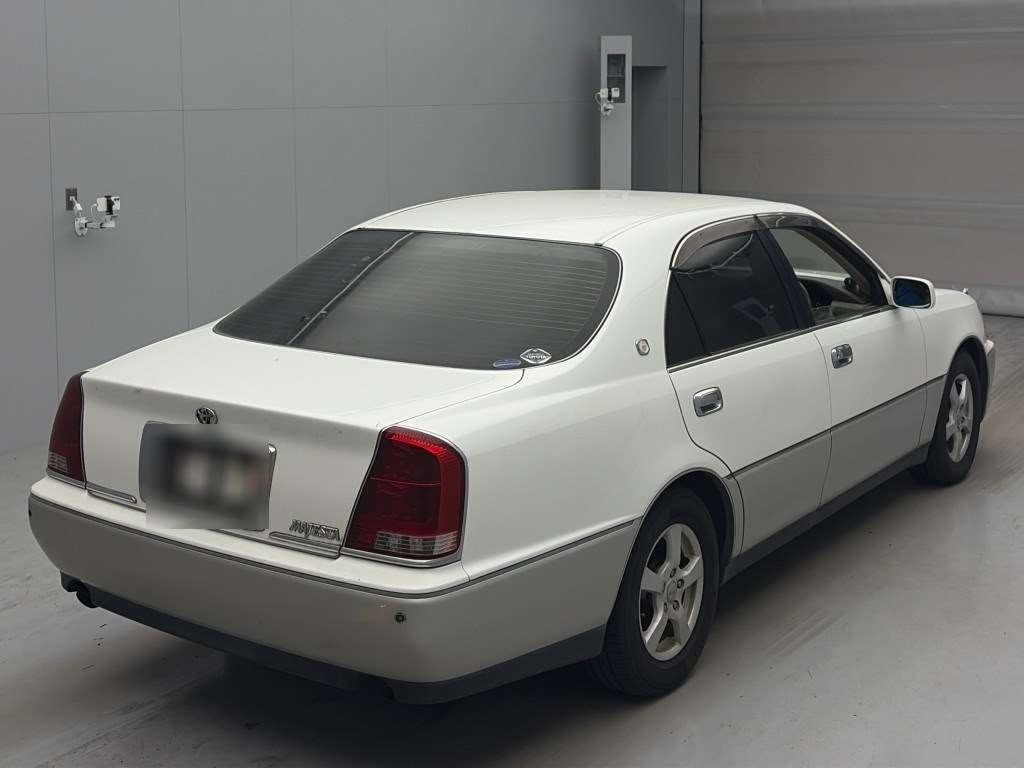 TOYOTA CROWN MAJESTA
