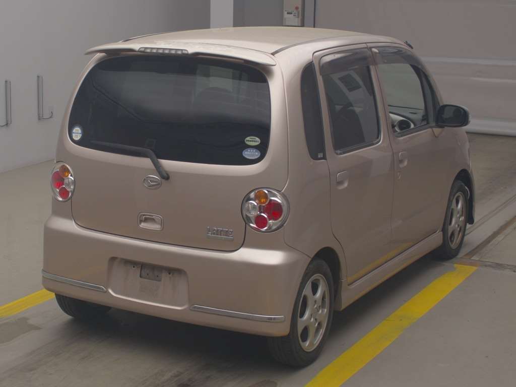 DAIHATSU MOVE LATTE