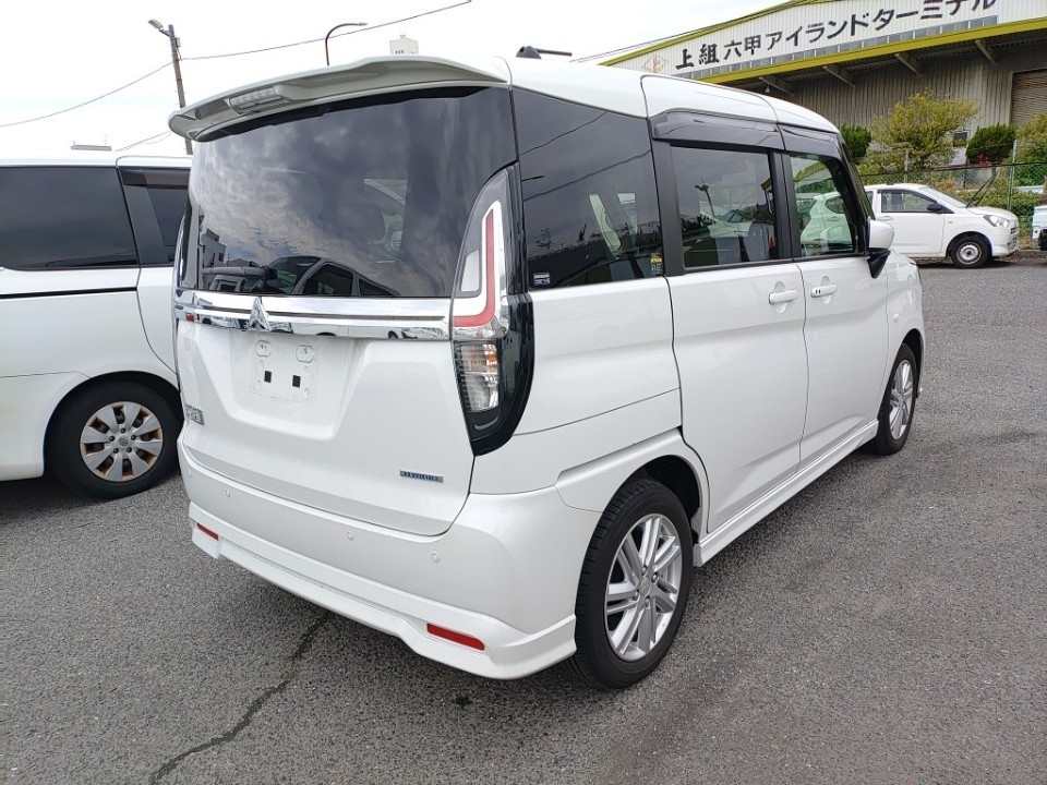 MITSUBISHI DELICA D:2