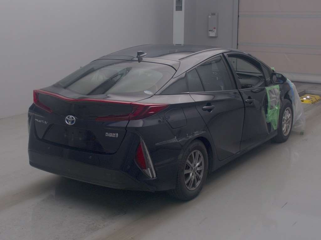 TOYOTA PRIUS PHV