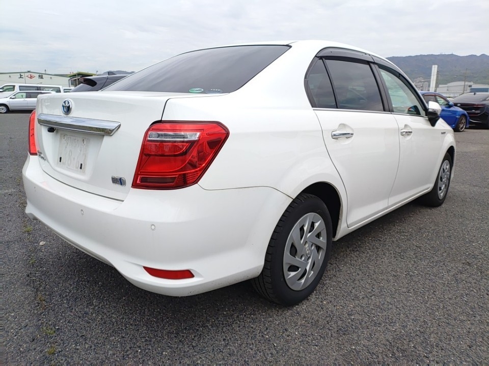 TOYOTA COROLLA AXIO