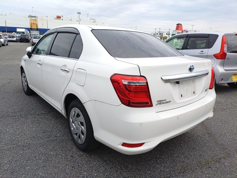 TOYOTA COROLLA AXIO