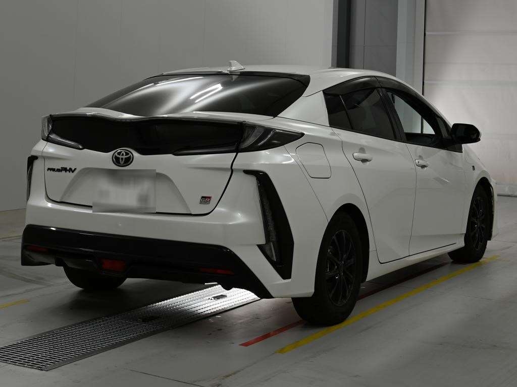 TOYOTA PRIUS PHV