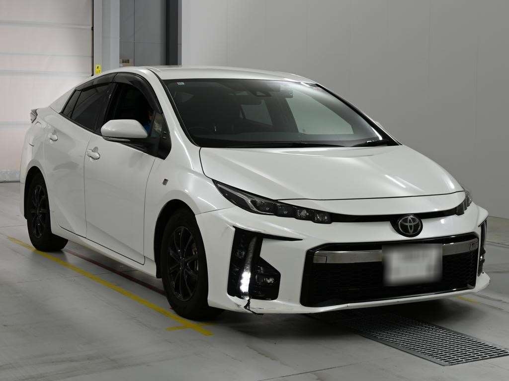 TOYOTA PRIUS PHV