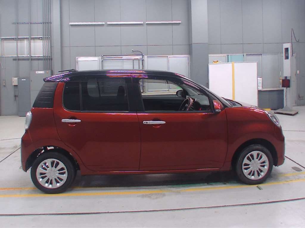 DAIHATSU BOON