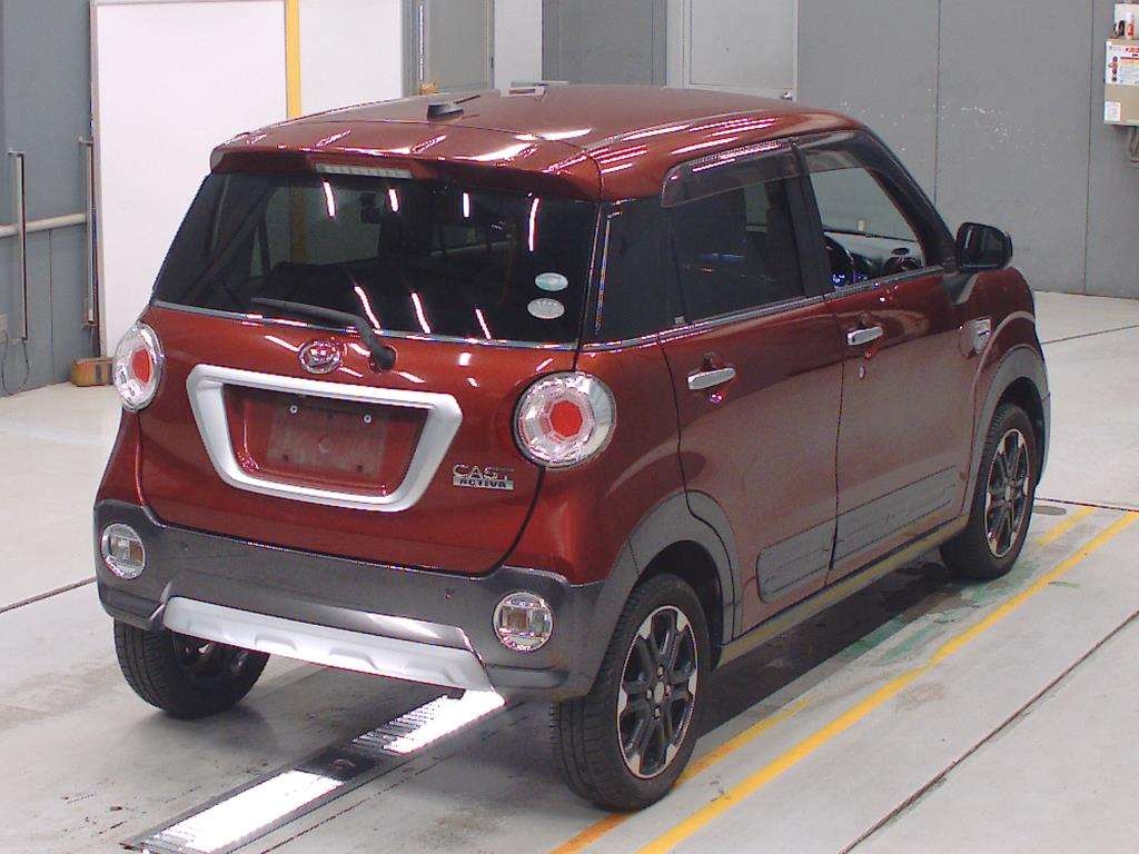 DAIHATSU CAST