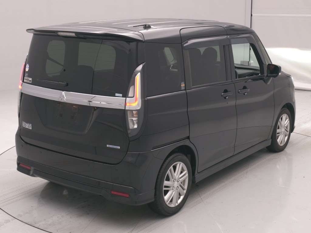 MITSUBISHI DELICA D:2