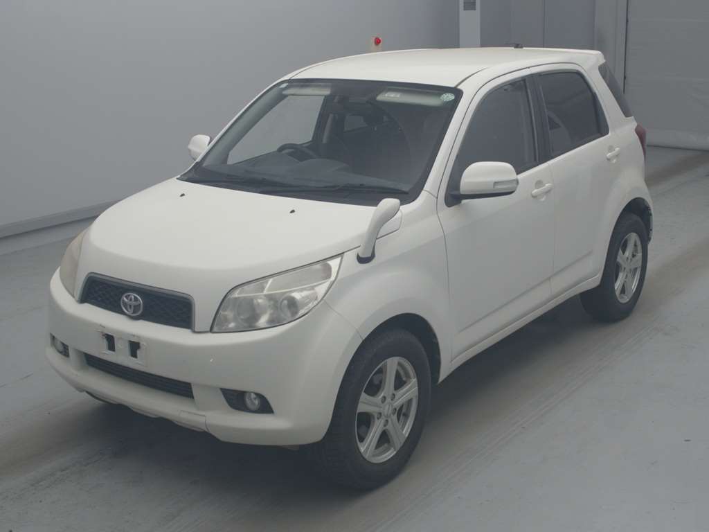 TOYOTA RUSH
