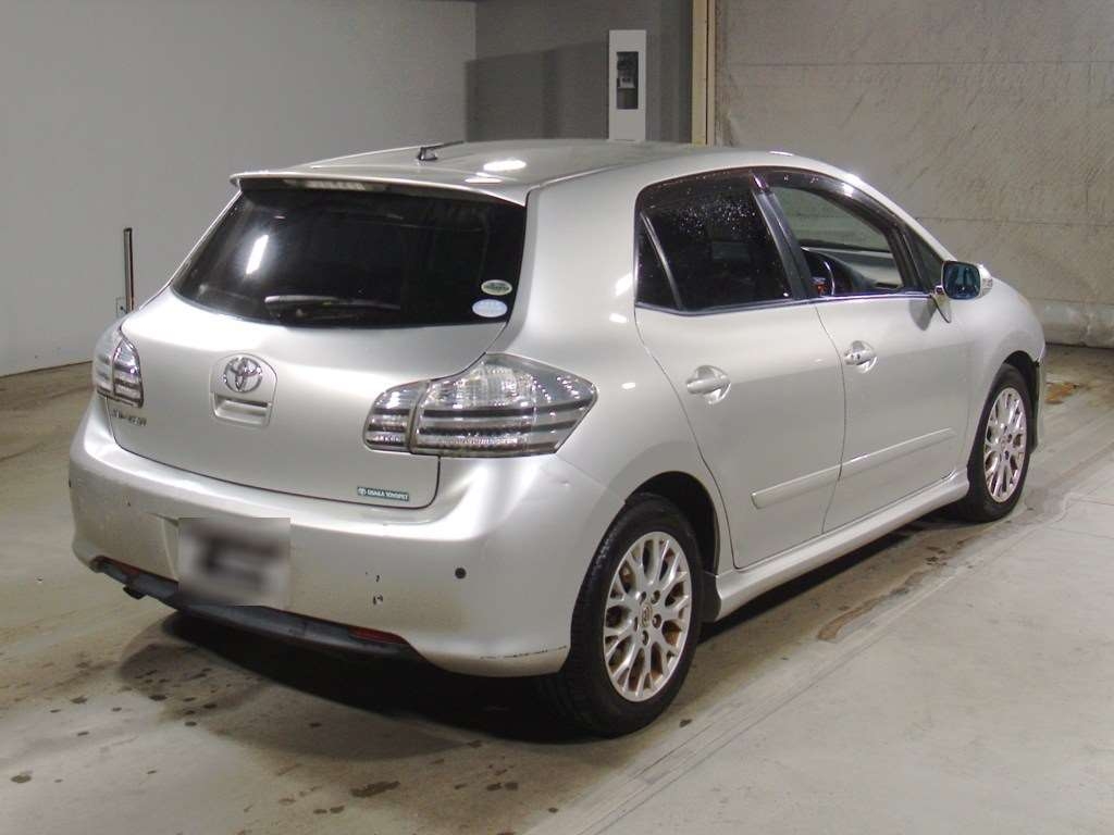 TOYOTA BLADE