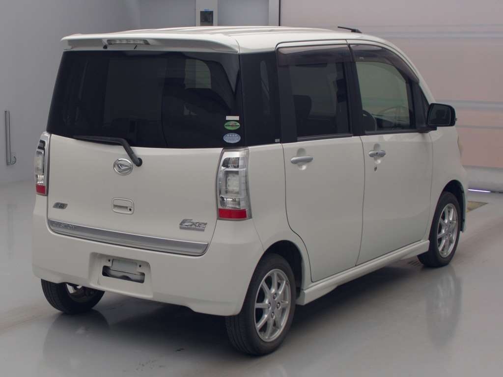 DAIHATSU TANTO EXE