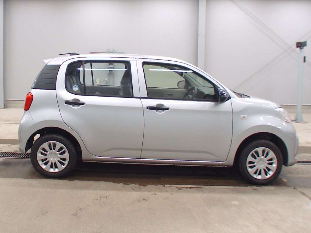 DAIHATSU BOON