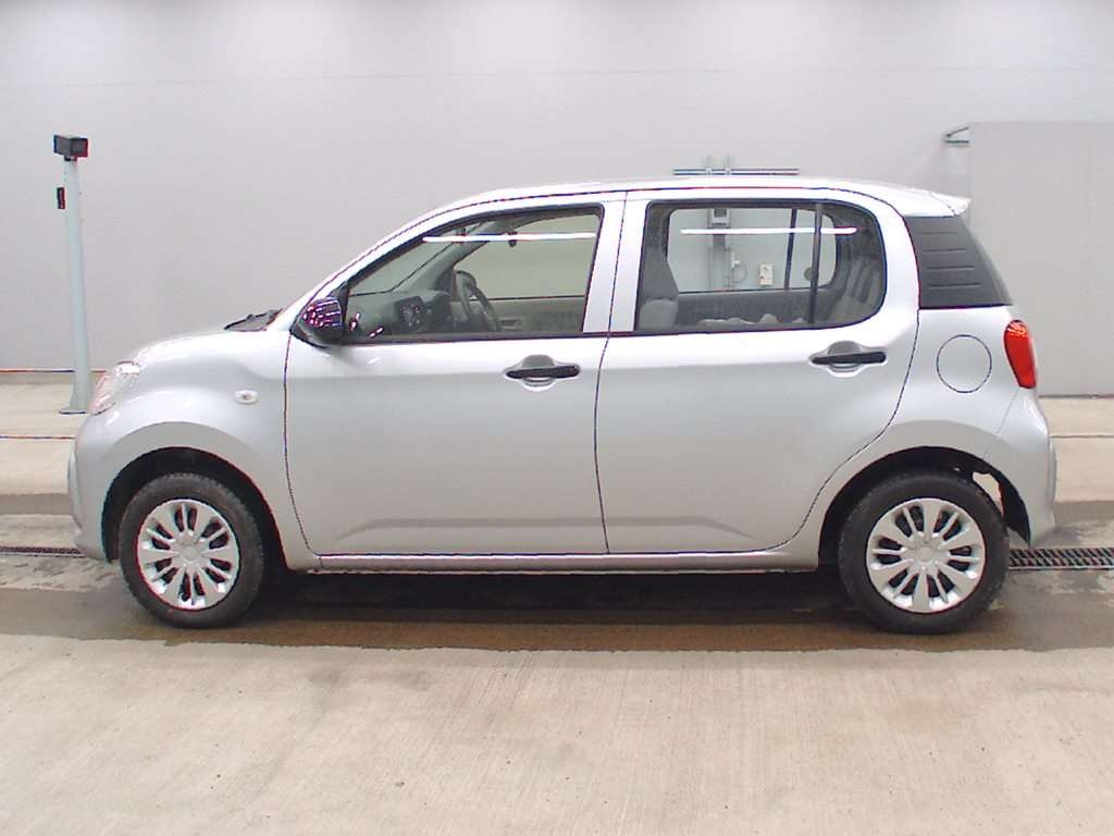 DAIHATSU BOON