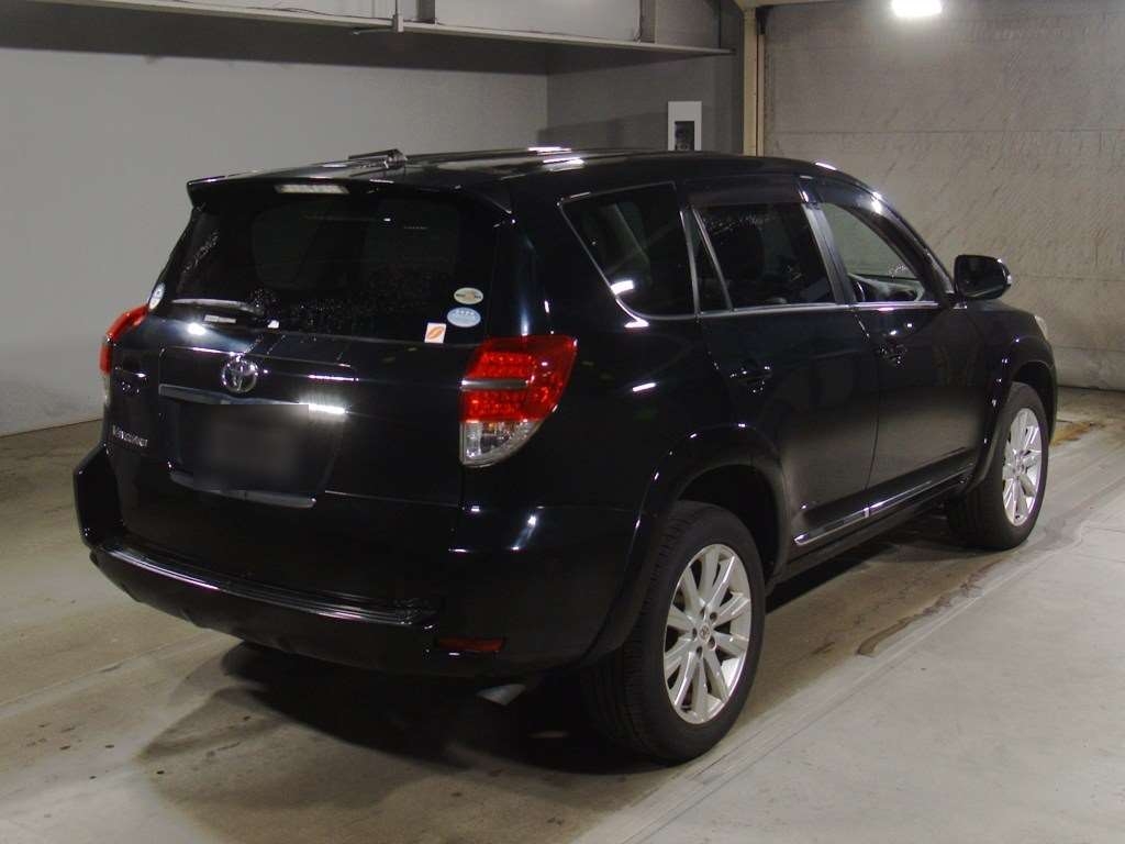 TOYOTA VANGUARD