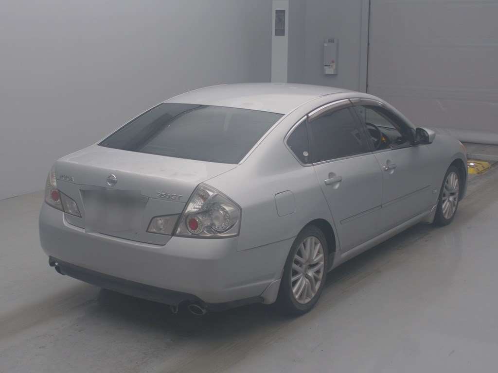 NISSAN FUGA