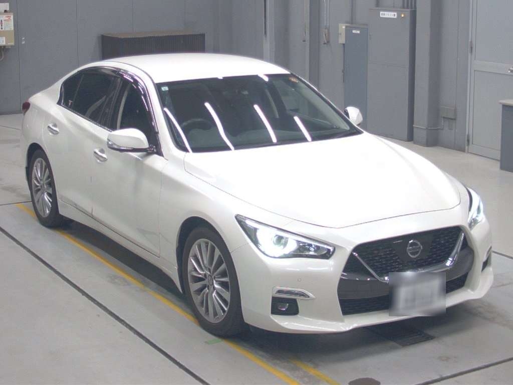 NISSAN SKYLINE