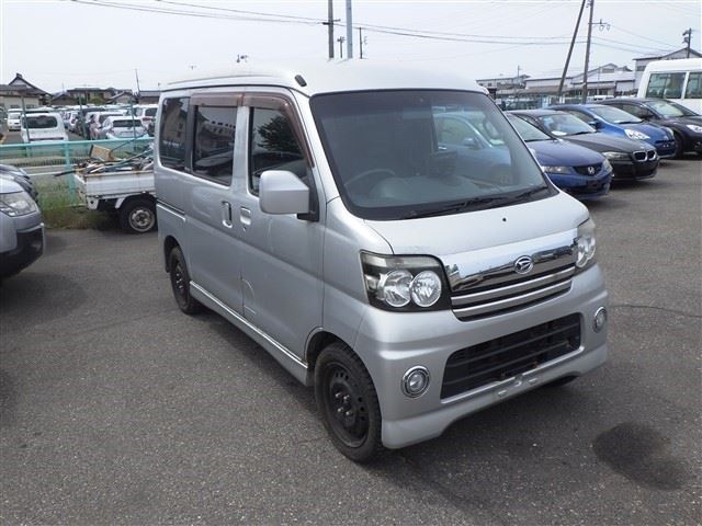 DAIHATSU ATRAI