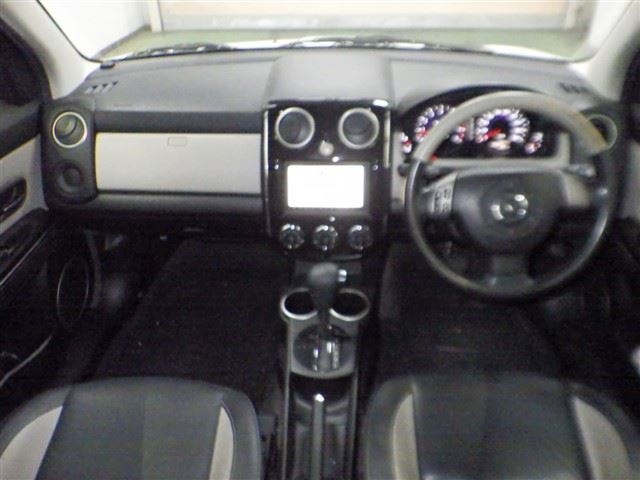 MAZDA VERISA