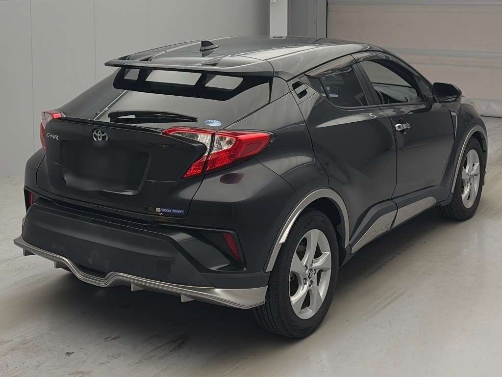 TOYOTA C-HR