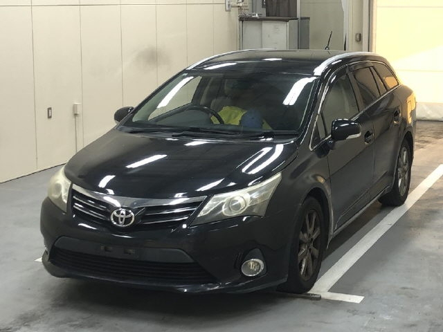 TOYOTA AVENSIS