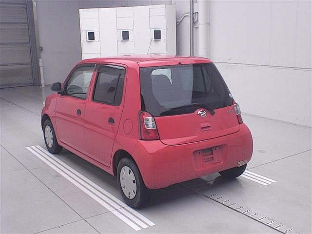 DAIHATSU ESSE